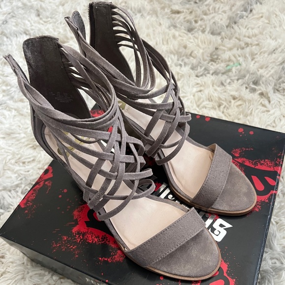 Fergie Suede Heels - Picture 2 of 4